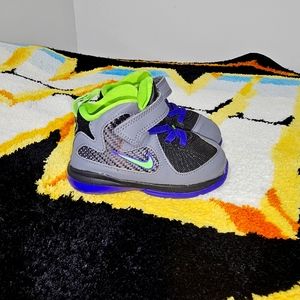 Toddler Nike LeBron 9 Sneakers